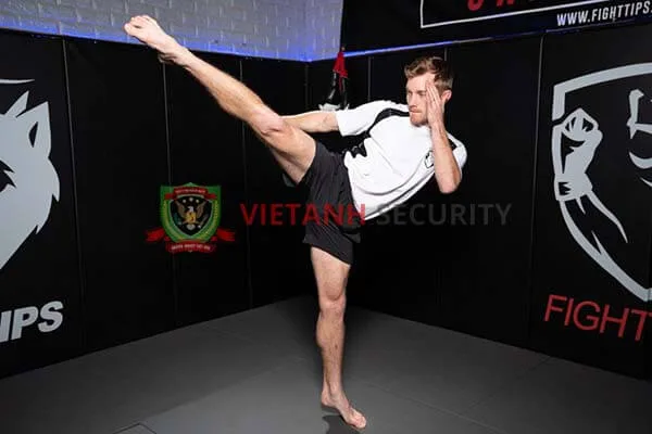 Roundhouse Kick Roundhouse Kick