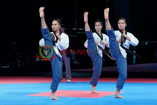 Quảng Khai quyền trong võ Teakwondo Quảng Khai quyền trong võ Teakwondo