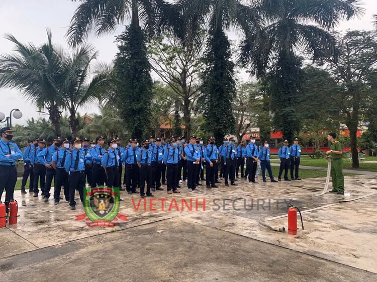 Đào tạo nghiệp vụ bảo vệ của nhân viên bảo vệ Việt Anh Đào tạo nghiệp vụ bảo vệ của nhân viên bảo vệ Việt Anh