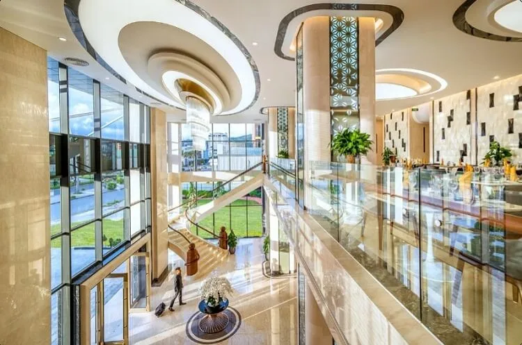 Sảnh bên trong khách sạn Phát Linh
