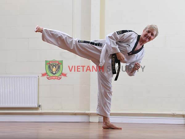 Học võ Teakwondo tại nhà