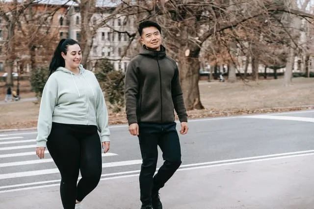 Rèn luyện thể thao hàng ngày đi bộ hàng ngày