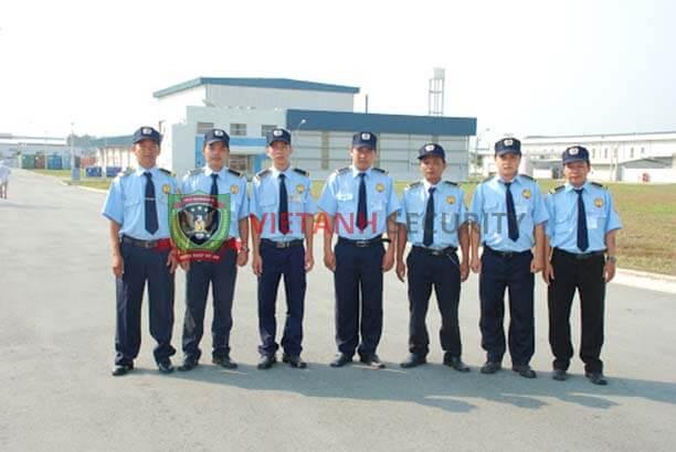 Tiêu chuẩn đội ngũ bảo vệ của Việt Anh